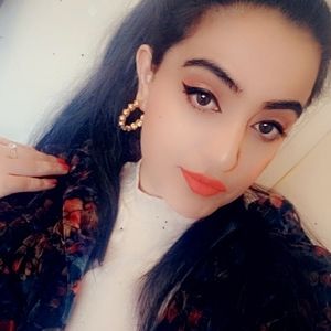 Meet your Posher, Alma